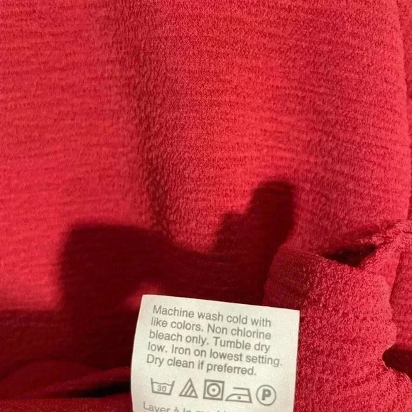 Madewell Texture and Thread Crepe Wrap Top in Crimson Womens Size Small - Picture 9 of 10